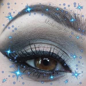 Meet your Posher, Tina